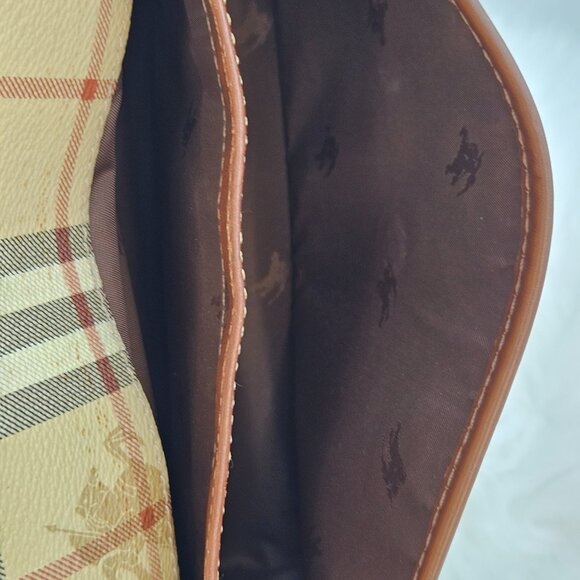 Burberry Brown Leather clutch - Picture 13 of 17